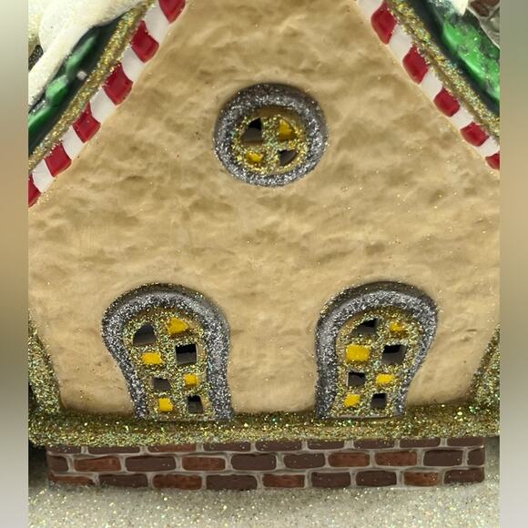 Department 56 vintage light up gingerbread house - Picture 13 of 16
